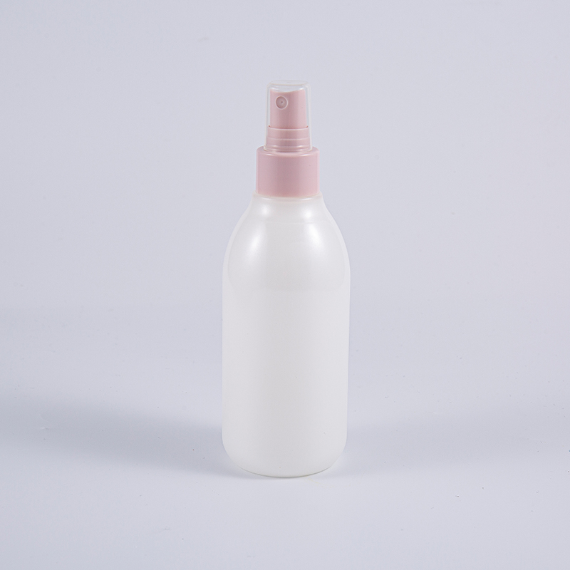 100 ml 160 ml 200 ml viacvrstvová priehľadná matná fľaša bez vzduchu s pumpičkou 100 ml 160 ml 200 ml viacvrstvová priehľadná matná fľaša bez vzduchu s pumpičkou