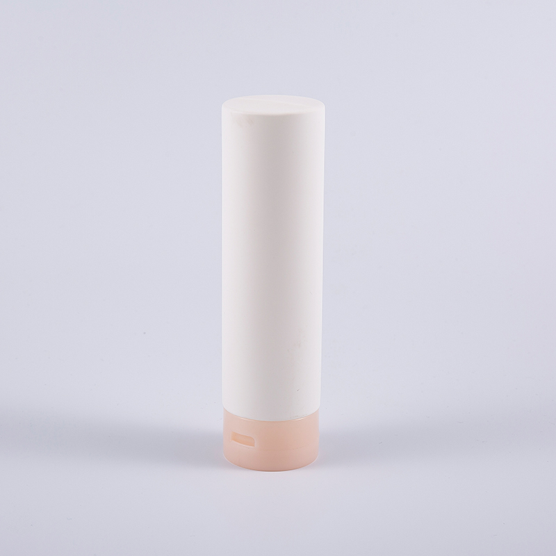 Biela Soft Touch okrúhla invertovaná 180 ml PE fľaštička na čistenie vlasového kondicionéru s odklápacím vrchným uzáverom