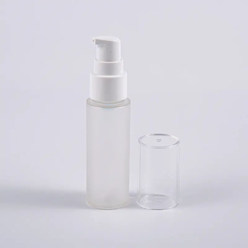 Rôzne farby okrúhleho tvaru 30 ml PETG fľaštička na mlieko s pumpičkou na cestovanie Rôzne farby okrúhleho tvaru 30 ml PETG fľaštička na mlieko s pumpičkou na cestovanie