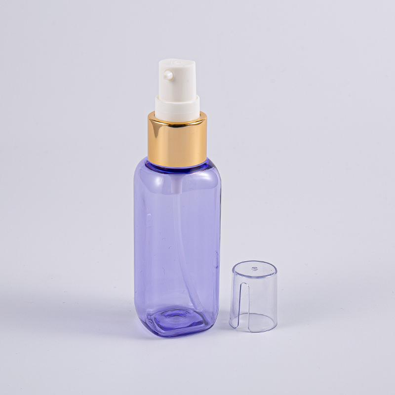 Na cestovanie použite 50 ml fľašu Petg štvorcového tvaru s pumpičkou